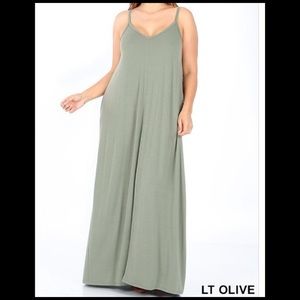 Curvy Solid Maxi Dress